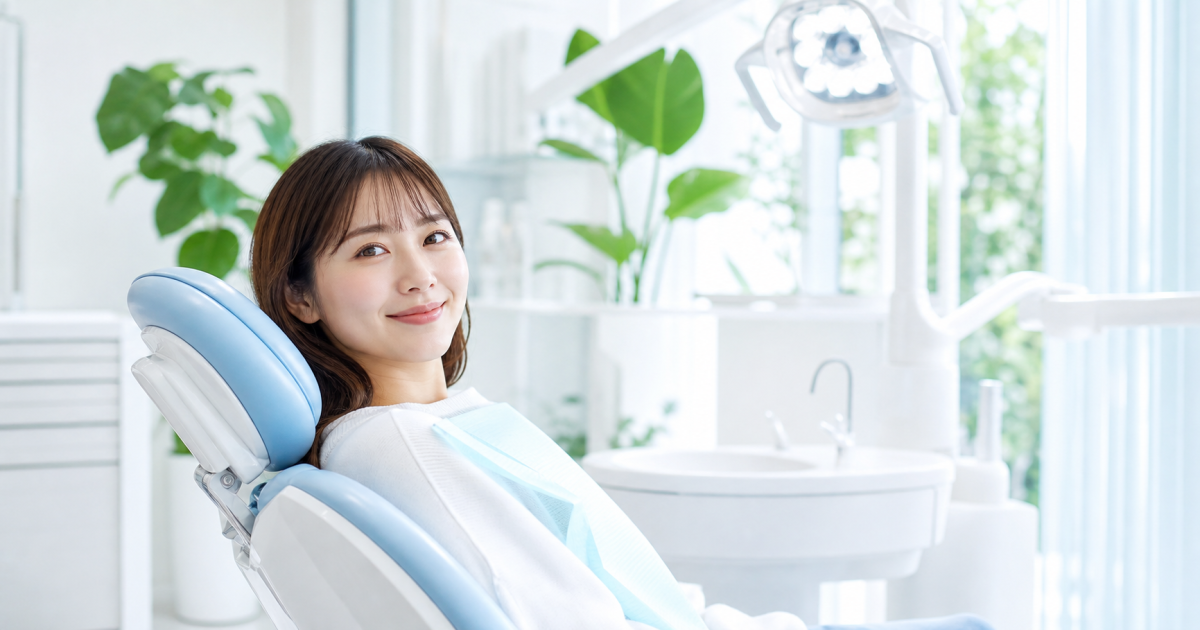 歯の黄ばみはクリーニングで落ちる？ホワイトニングとの違いと選び方